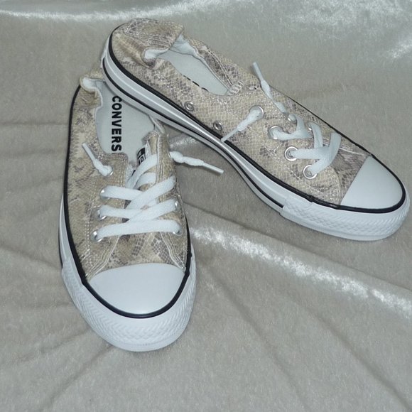 Converse Women's Shoreline Sneaker size 8.5 NEW - Picture 2 of 5